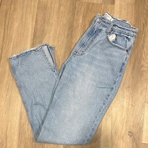 Abercrombie & Fitch The 90’s Straight Ultra High Rise Jeans